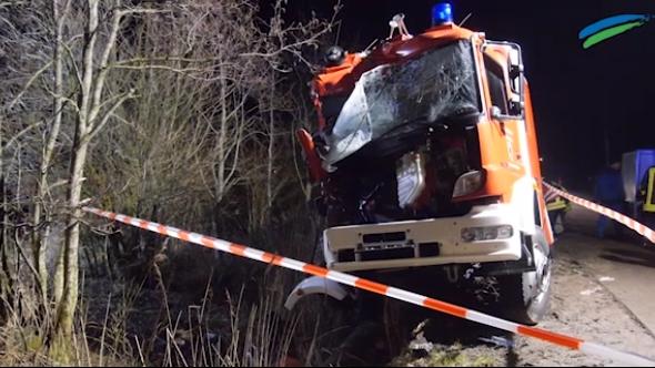Dornum: Unfall mit Feuerwehrauto