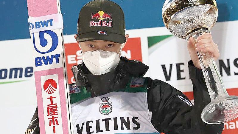 Will auch in Innsbruck zum Sieg springen: Ryoyu Kobayashi. Foto: Daniel Karmann/dpa