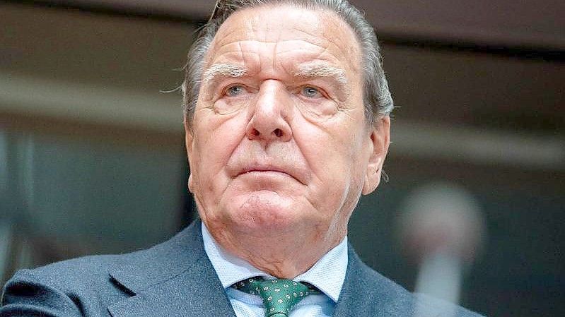 Gerhard Schröder (SPD), ehemaliger Bundeskanzler und Putin-Vertrauter. Foto: Kay Nietfeld/dpa/Archivbild