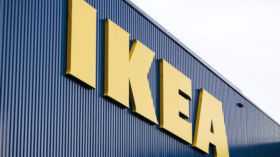 IKEA will das Design des bekanntesten Bücherregals der Welt verändern. Foto: Imago images/Future Image (Symbolbild)