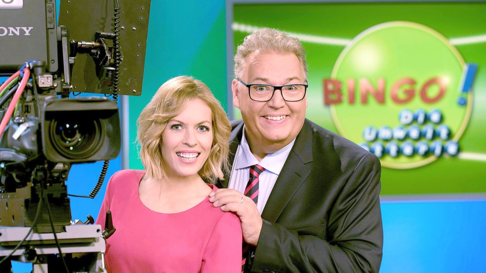 Das Moderatorenduo Jule Gölsdorf und Michael Thürnau begrüßt Sonntag für Sonntag Fernsehzuschauern mit ihrer Sendung Bingo. Foto: Andrea Seiffert