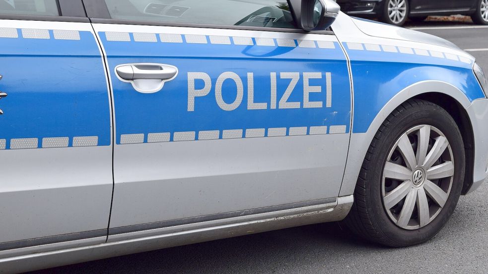 Die Polizei rückte zu einem Unfall in Weener aus. Symbolfoto: Pixabay