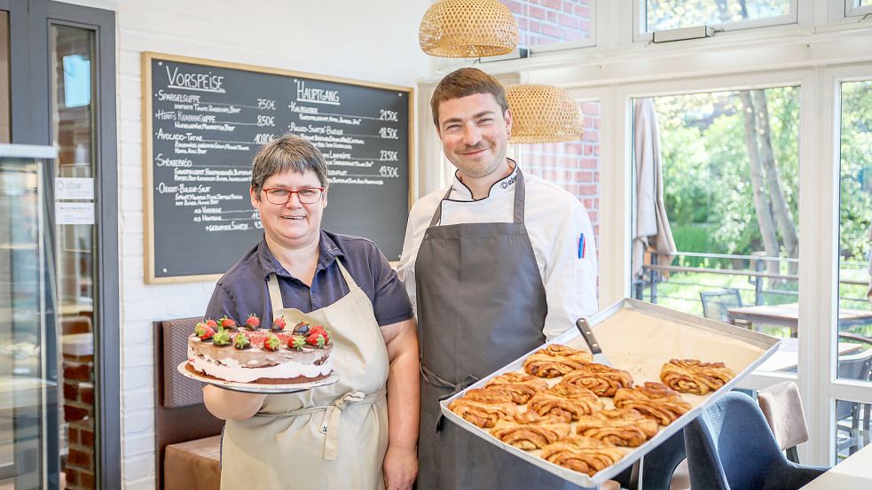 Keno Markus ist seit dem 1. März 2025 Betriebsleiter und Küchenchef im Museumscafé Henri‘s. Cornelia Hoogstraat ist Serviceleitung. Foto: OBW