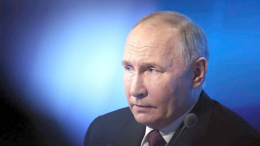 Wird im August 25 Jahre an der Macht sein: der russische Staatschef Wladimir Putin. Foto: Alexander Kazakov/Pool Sputnik Kremlin/AP/dpa