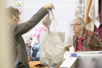 Einige Tausend Besucher bei Hobby-Börse in Emden - Bild 4
