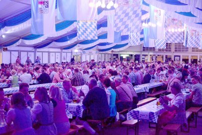 Wiesn-Stimmung in Remels - Bild 4