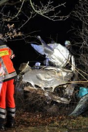 Schwerer Unfall auf der B 436 - Bild 4