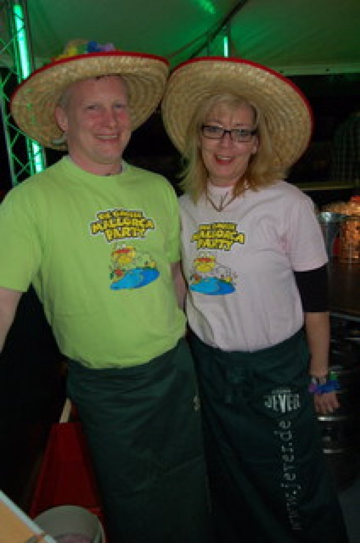 Mallorca-Party in Emden - Bild 1