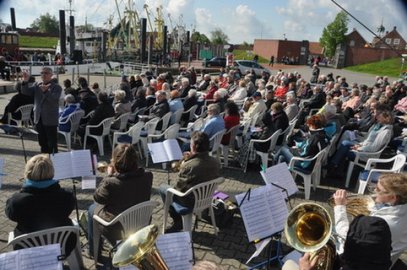Gottesdienst am Ditzumer Hafen - Bild 3