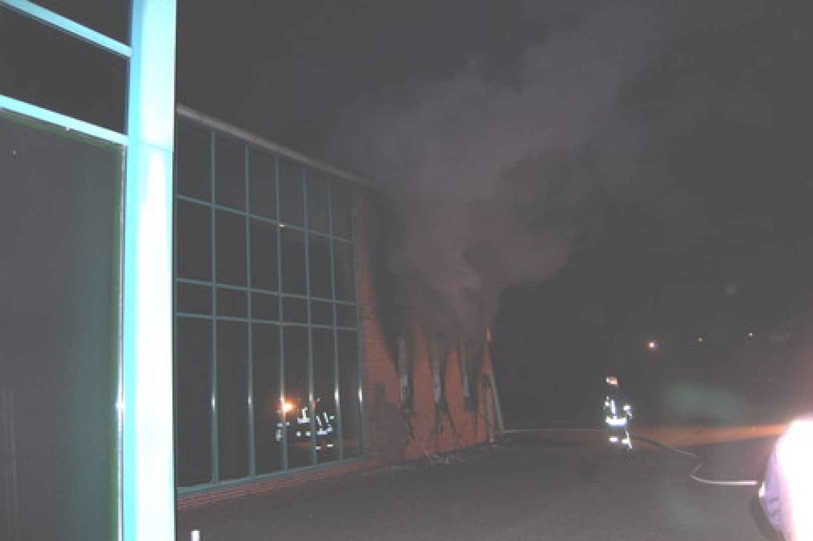 "Crystal"-Palast in Ostrhauderfehn brannte - Bild 1