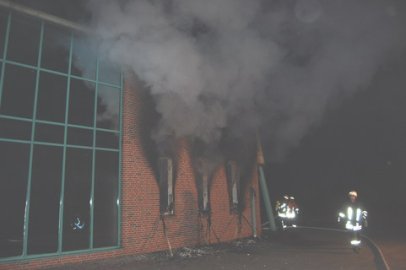 "Crystal"-Palast in Ostrhauderfehn brannte - Bild 2