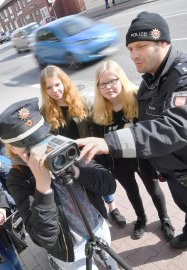 Zukunftstag bei der Polizei und beim EEZ - Bild 3