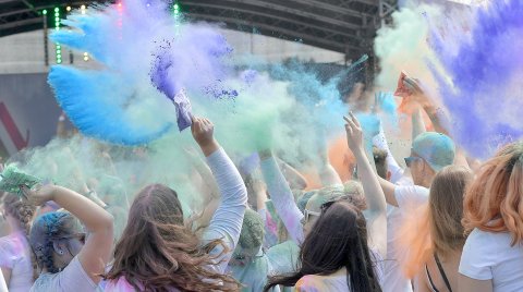Farb-Spektakel in Tannenhausen - Bild 3