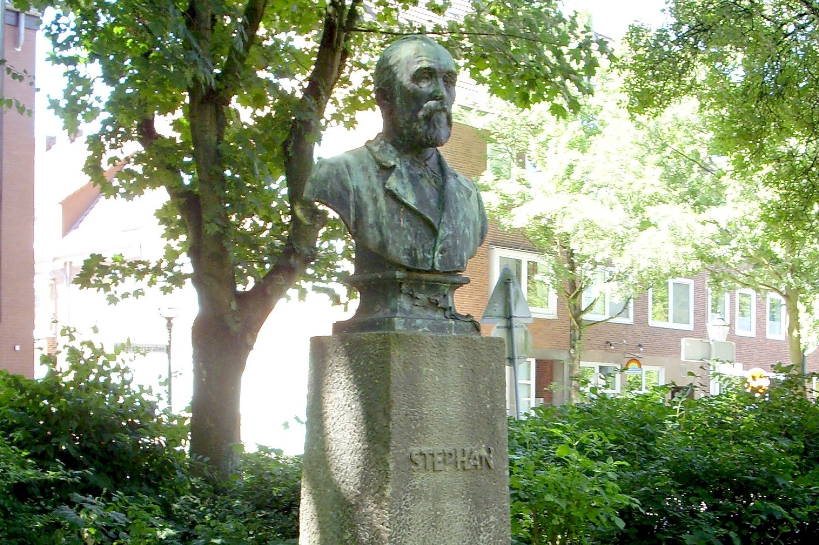 Emder Denkmal wechselt seinen Platz - Bild 1