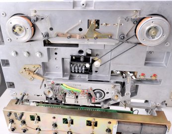Reparaturwerkstatt in Upgant-Schott - Bild 2
