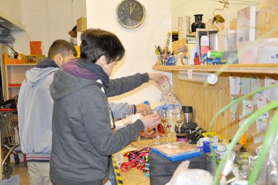 Auf Schatzsuche in der Flohmarktscheune - Bild 4