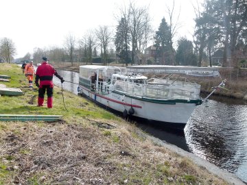 Die MS „Wiesmoor“ bleibt vorerst im Wasser - Bild 2