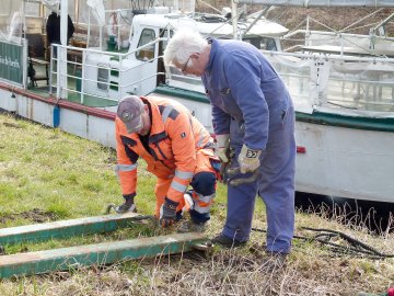 Die MS „Wiesmoor“ bleibt vorerst im Wasser - Bild 4