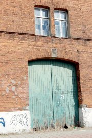 Seit 2000 steht der alte Speicher leer - Bild 3