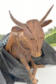 In Aurich erinnert Skulptur an Pflug von Walle - Bild 3