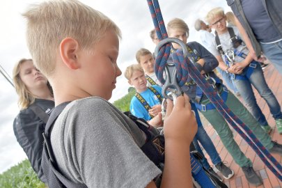 Abseilaktion an der Holtlander Mühle - Bild 3