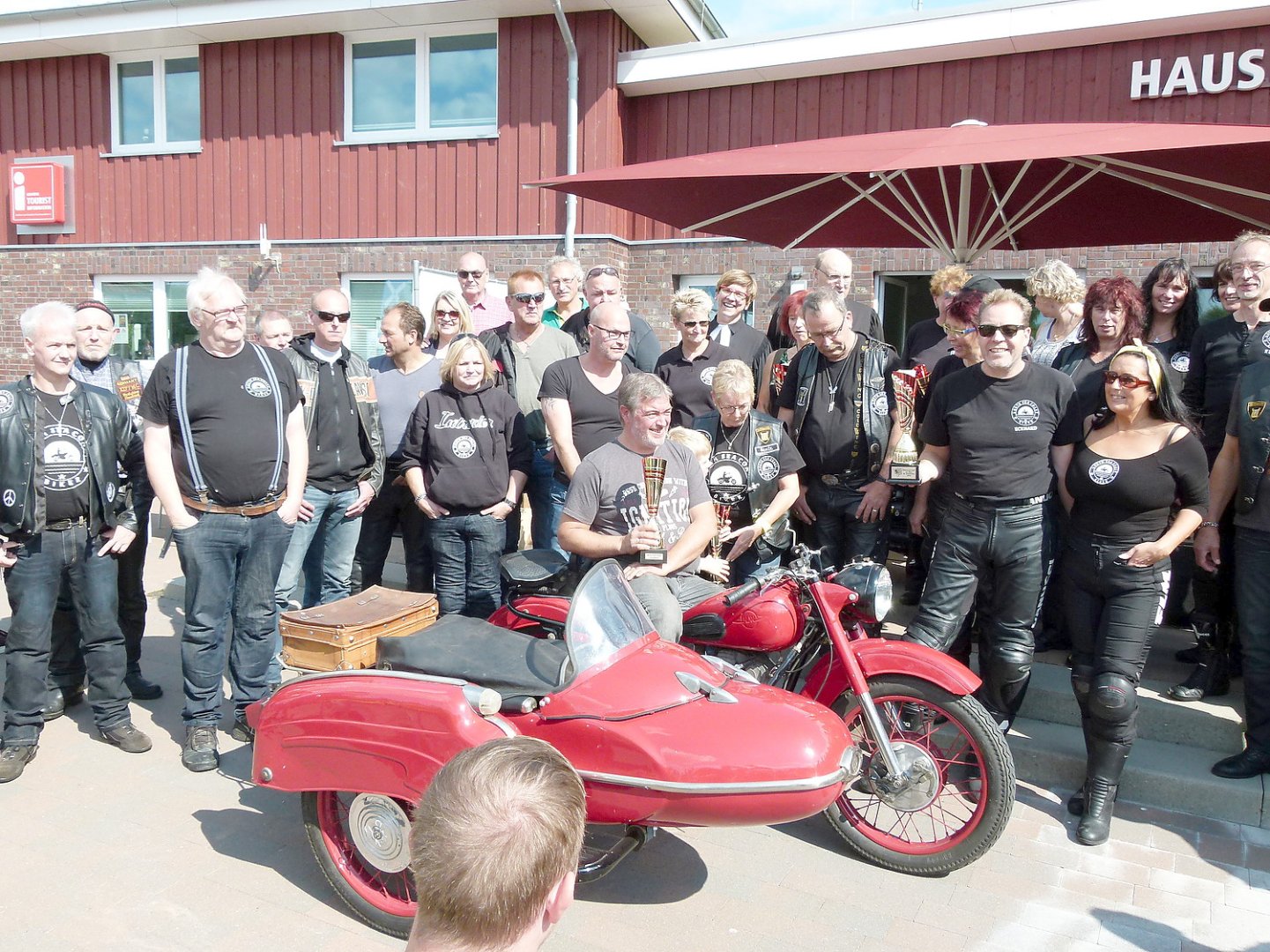 Biker-Treff am Großen Meer - Bild 1