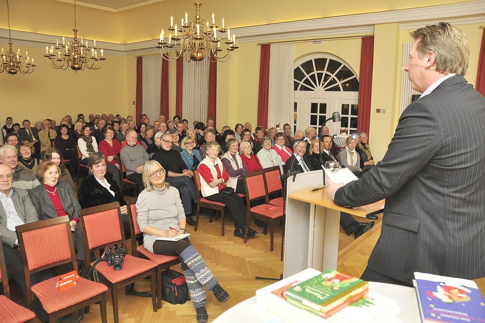 Ludger Abeln begeisterte mit seinen Geschichten - Bild 1