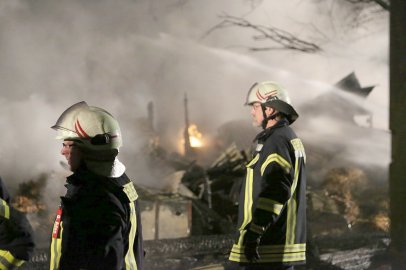 Schuppenbrand in Arle - Bild 2