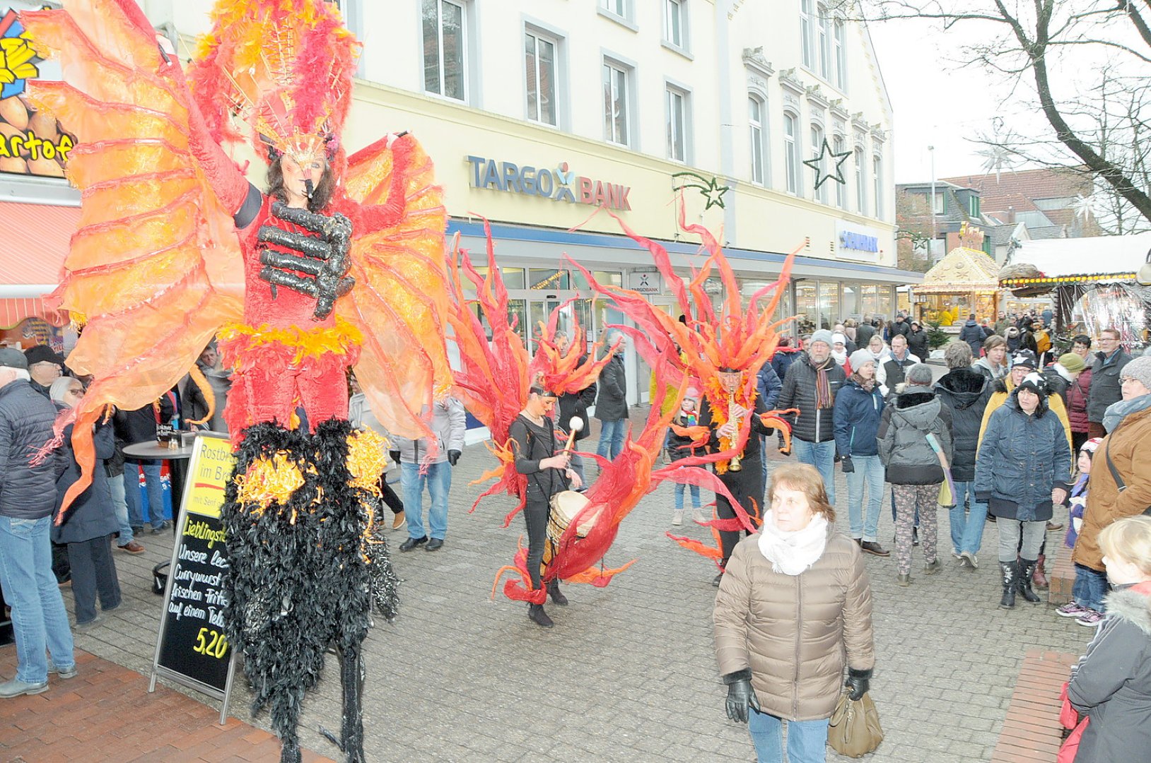 Letzter Bummel über den Weihnachtsmarkt in Leer - Bild 1