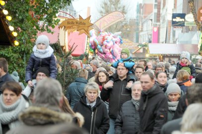 Letzter Bummel über den Weihnachtsmarkt in Leer - Bild 4