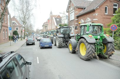 Landwirte protestieren gegen Milliardenhilfe - Bild 2