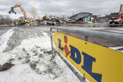 Brand in Lidl-Markt in Aurich - Bild 7