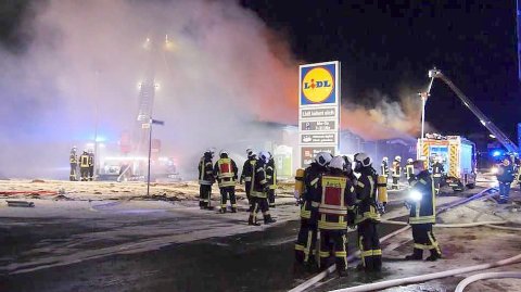 Brand in Lidl-Markt in Aurich - Bild 10