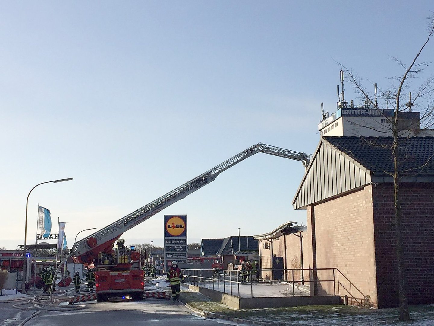Brand in Lidl-Markt in Aurich - Bild 13