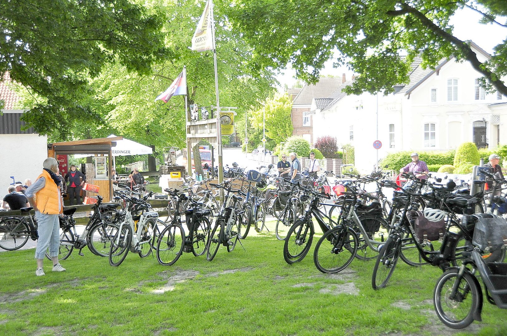 Fahrradkorso von Oldersum nach Simonswolde - Bild 4