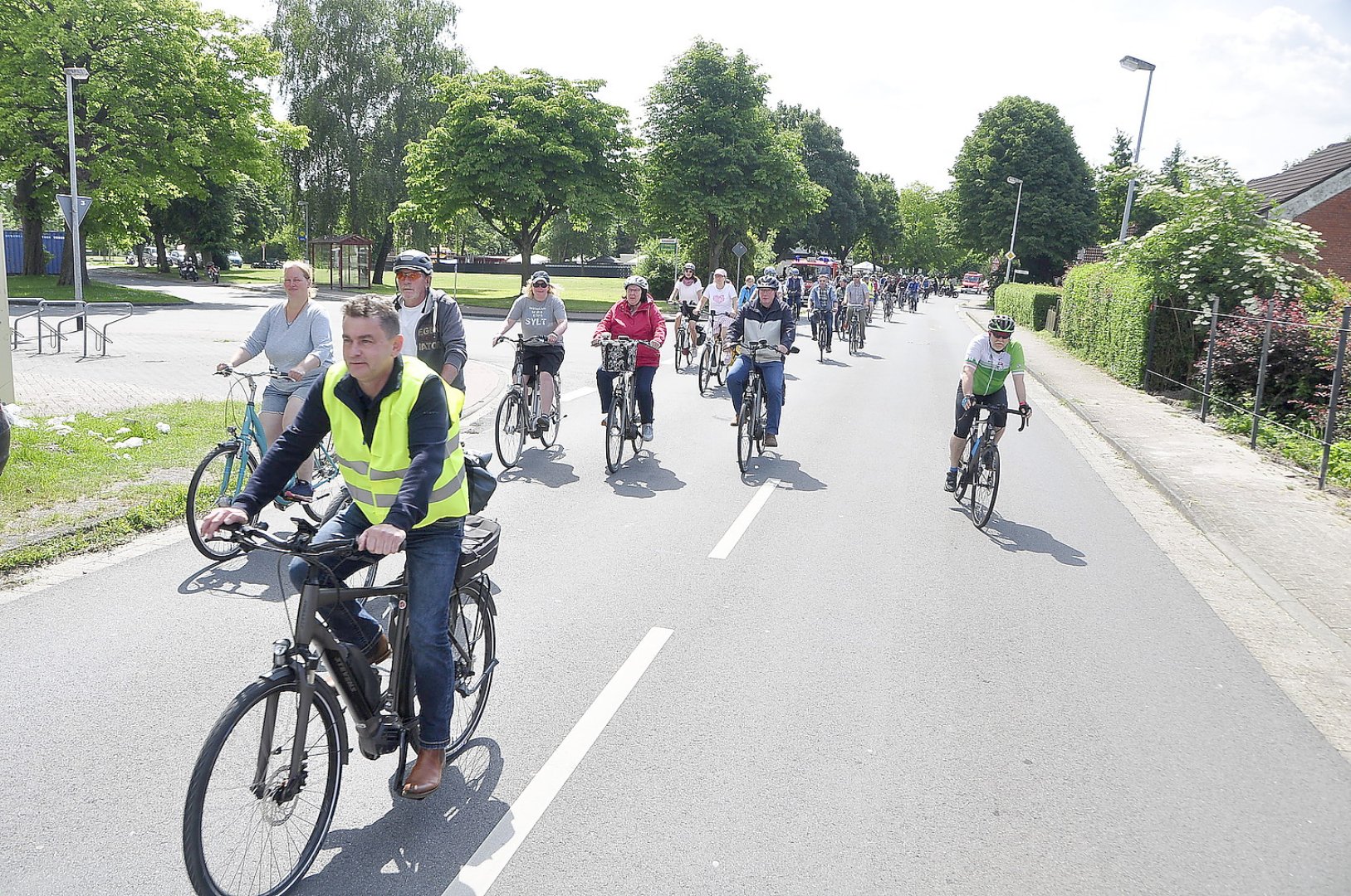 Fahrradkorso von Oldersum nach Simonswolde - Bild 6