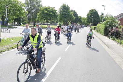 Fahrradkorso von Oldersum nach Simonswolde - Bild 6