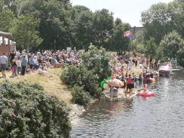 Badewannenrennen in Pogum - Bild 2