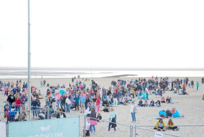 Beach Days 2022: Beste Stimmung beim Konzertabend am Borkumer Nordstrand - Bild 3
