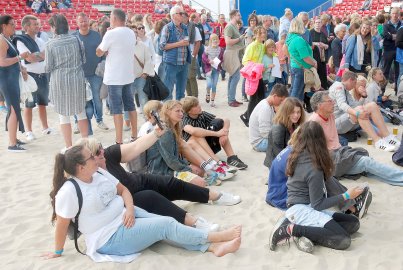 Beach Days 2022: Beste Stimmung beim Konzertabend am Borkumer Nordstrand - Bild 16