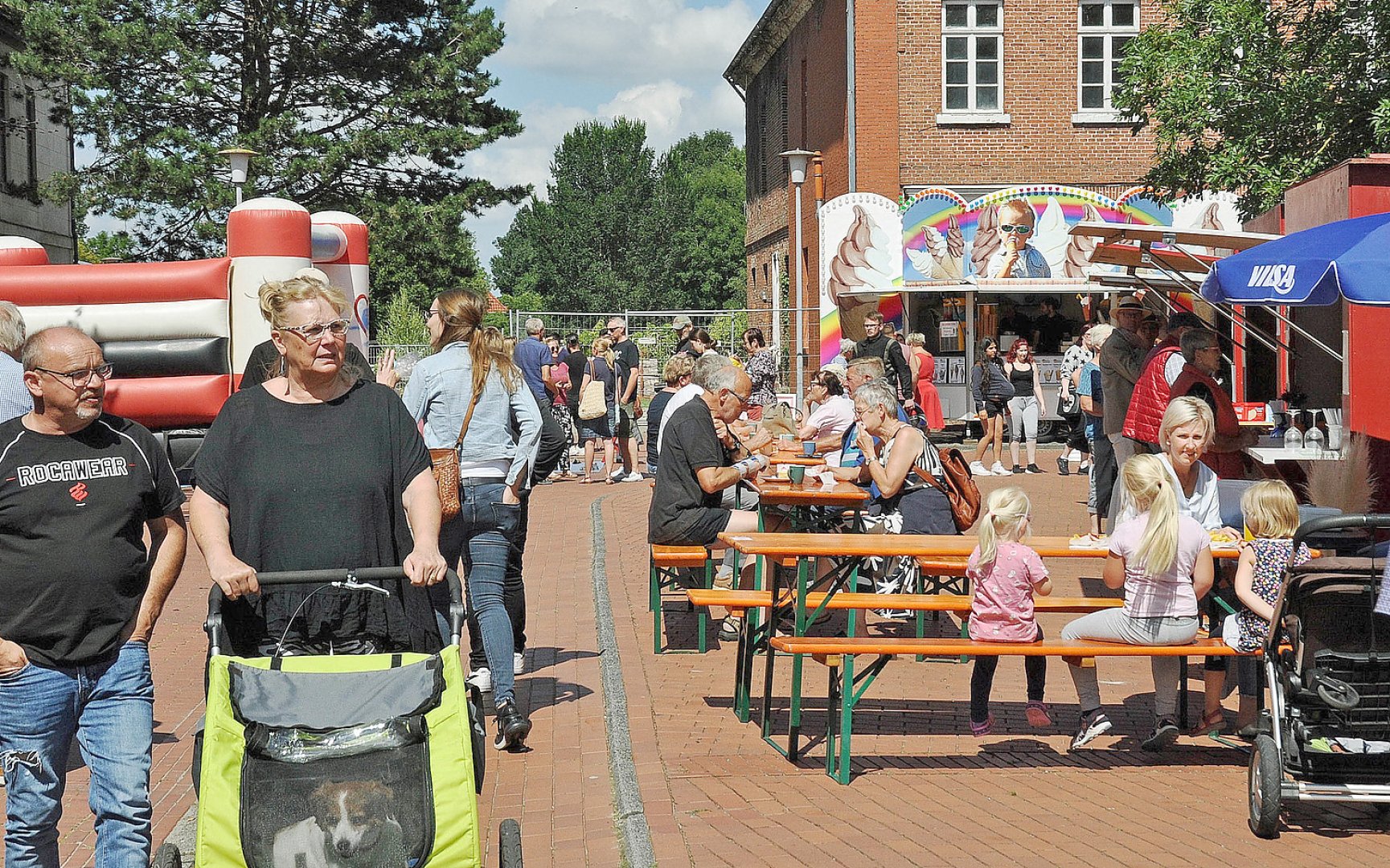 Müggenmarkt in Jemgum - Bild 1