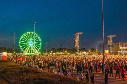 Impressionen vom Festival-Freitag in Papenburg - Bild 9