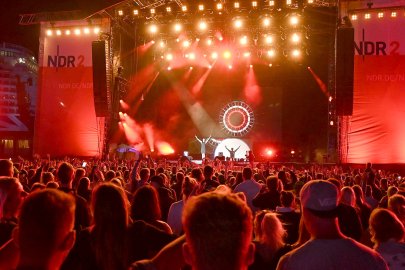 Impressionen vom Festival-Freitag in Papenburg - Bild 12