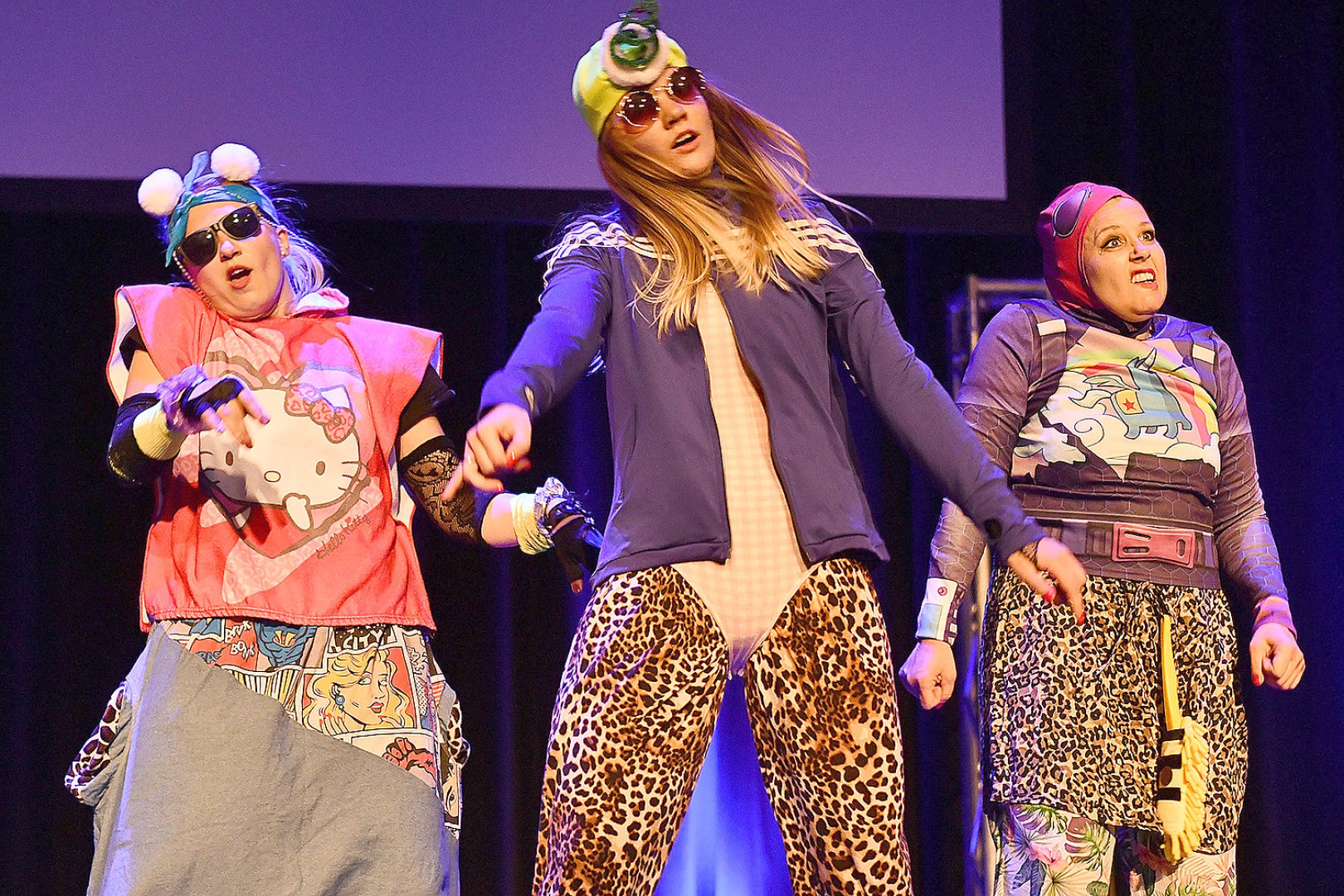 Show der Tanzstudio Schuster im Theater an der Blinke in Leer - Bild 1