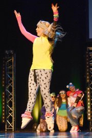 Show der Tanzstudio Schuster im Theater an der Blinke in Leer - Bild 2