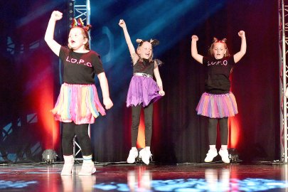 Show der Tanzstudio Schuster im Theater an der Blinke in Leer - Bild 10