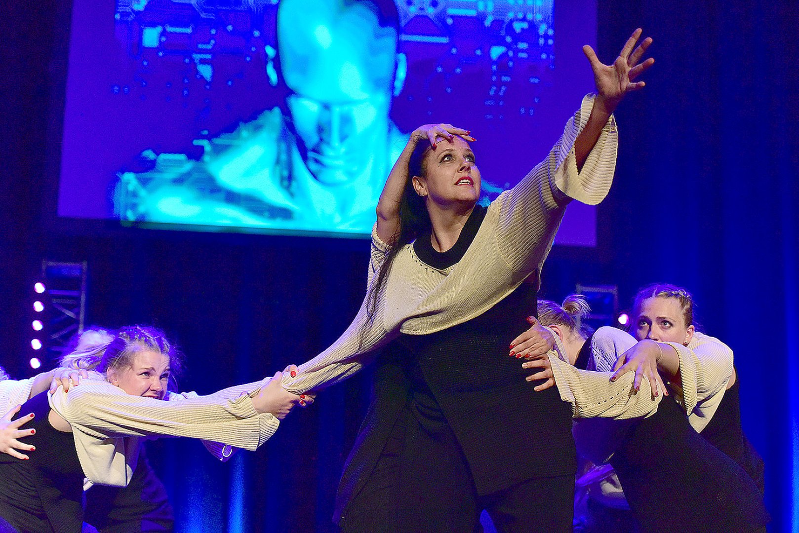 Show der Tanzstudio Schuster im Theater an der Blinke in Leer - Bild 26