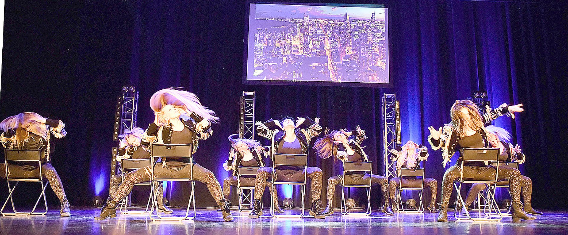 Show der Tanzstudio Schuster im Theater an der Blinke in Leer - Bild 45