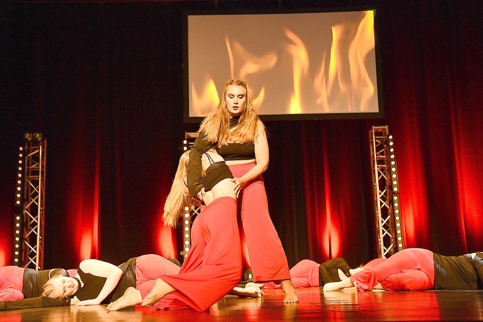 Show der Tanzstudio Schuster im Theater an der Blinke in Leer - Bild 51