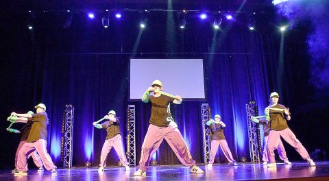 Show der Tanzstudio Schuster im Theater an der Blinke in Leer - Bild 54